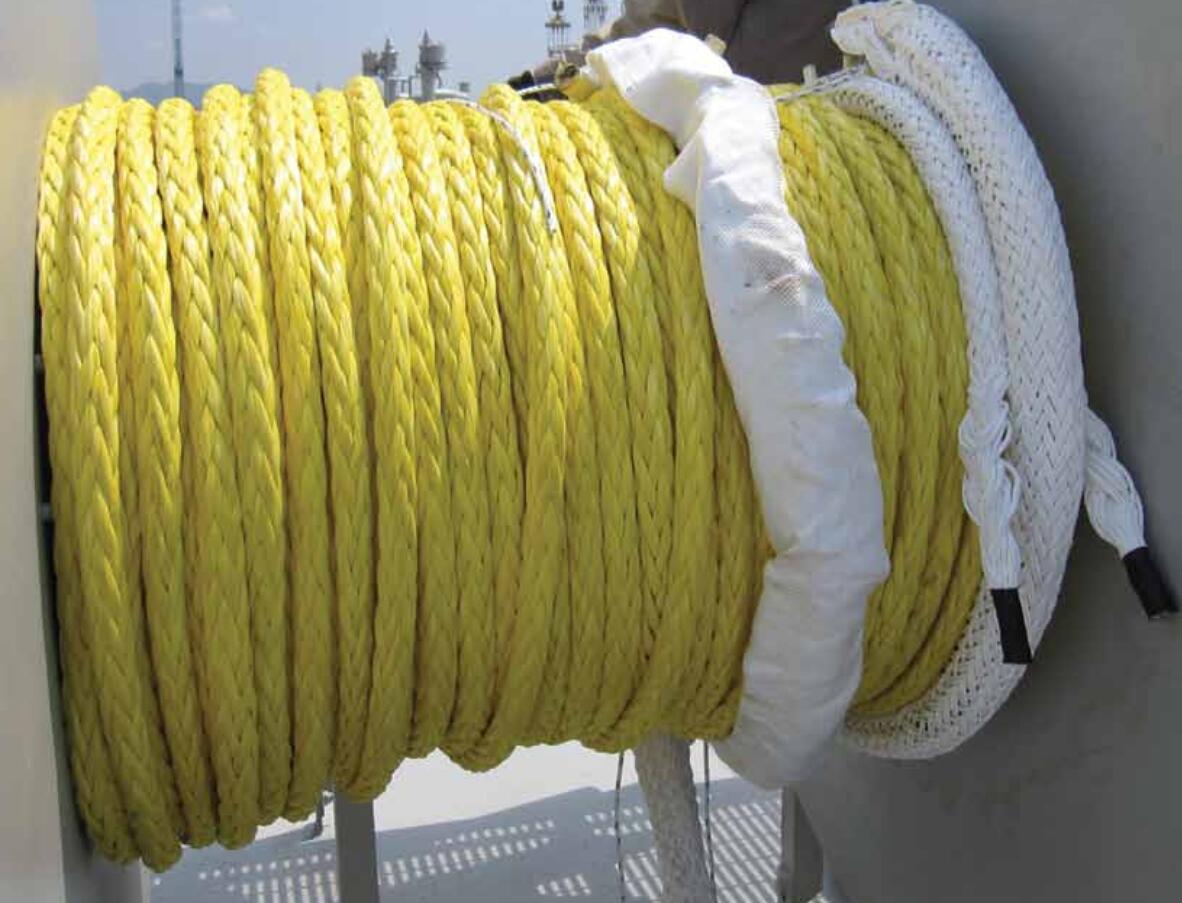 船舶靠泊系纜繩